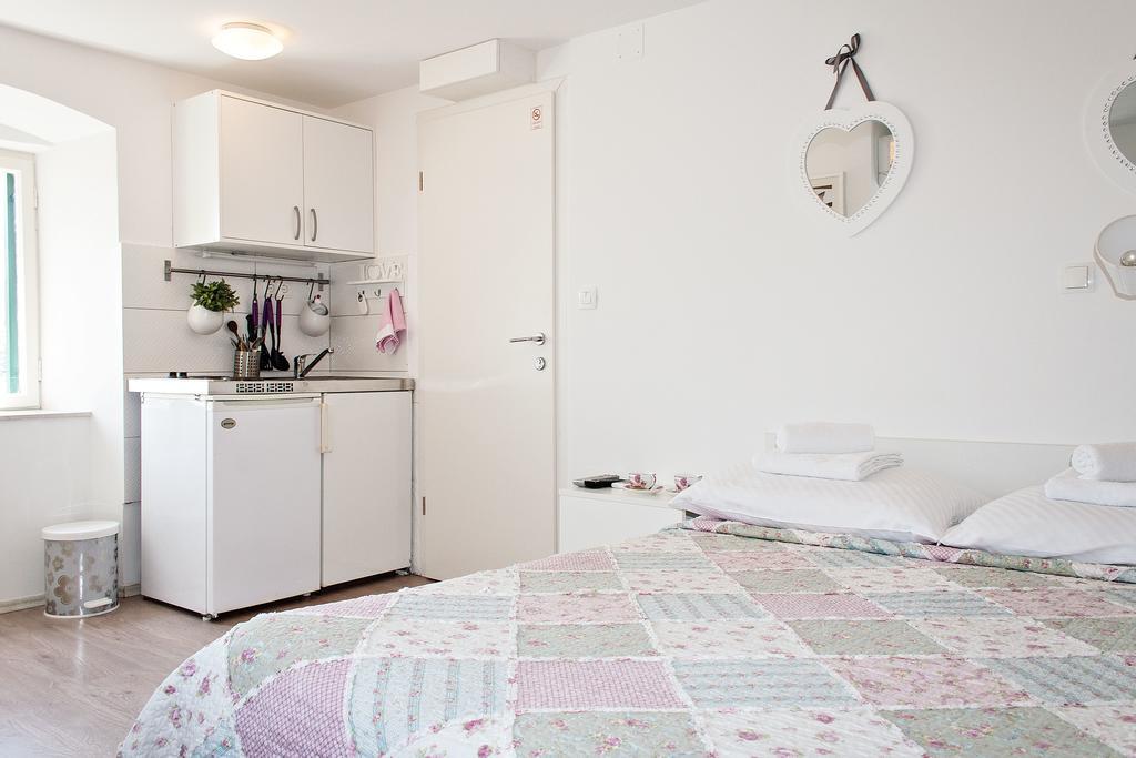 Guest House Babina - Apartments King & Queen Split Pokój zdjęcie