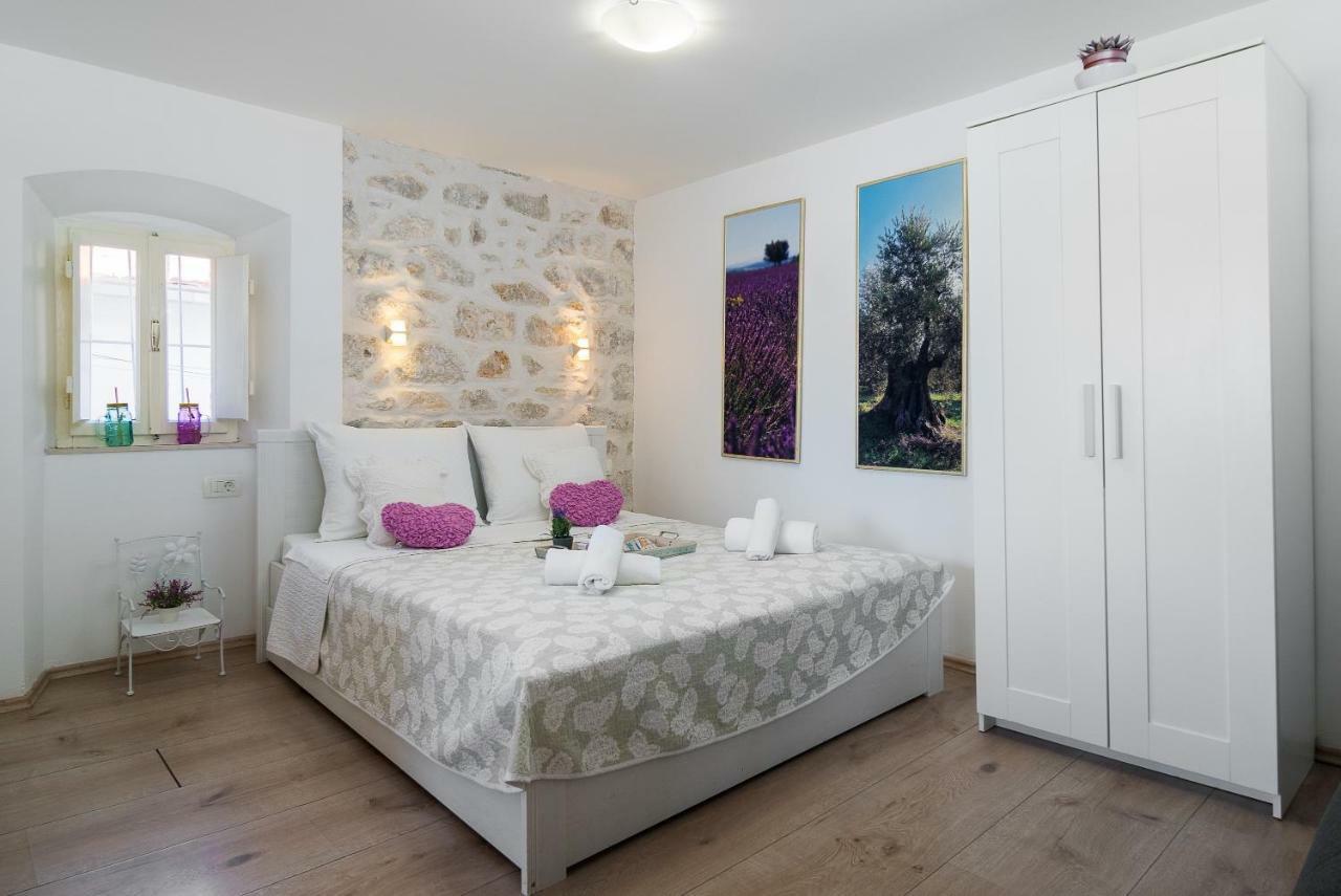 Guest House Babina - Apartments King & Queen Split Zewnętrze zdjęcie