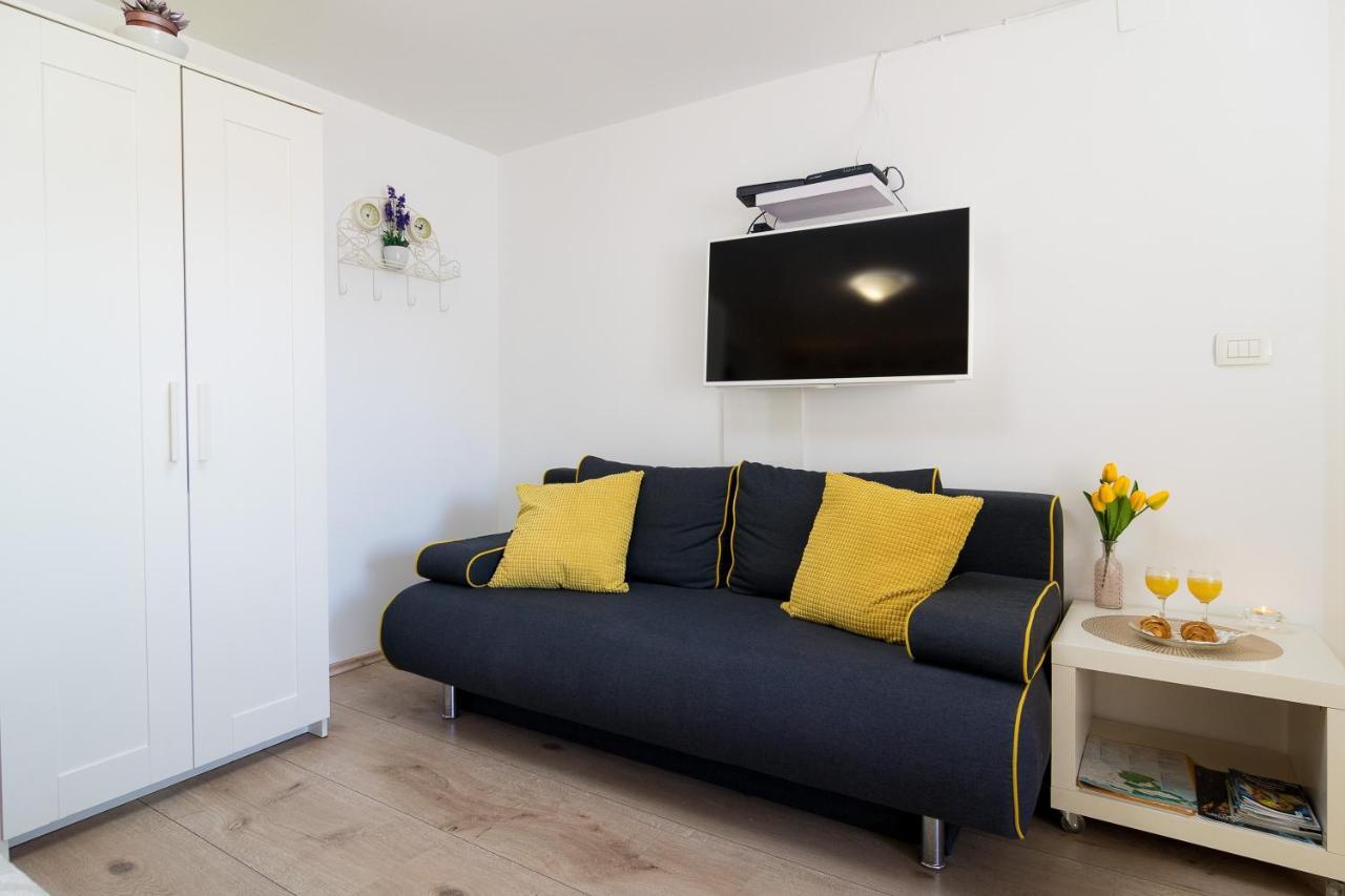 Guest House Babina - Apartments King & Queen Split Zewnętrze zdjęcie